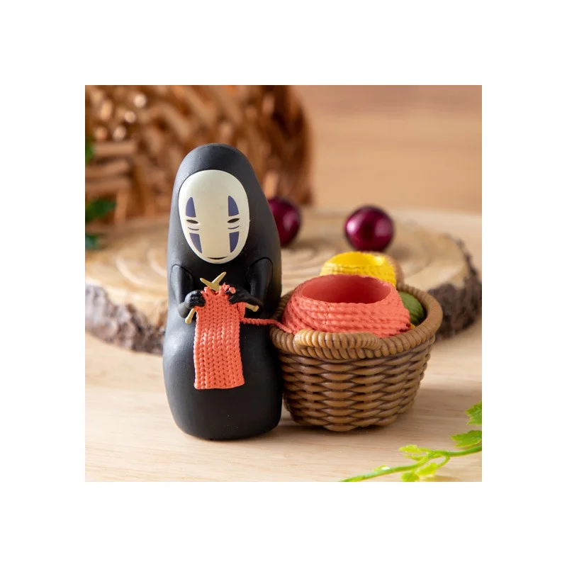 Pencil holder figurine No Face knitting - Spirited Away