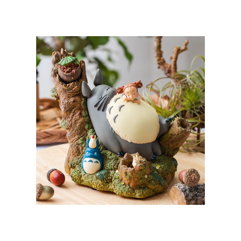 Music Box Mei taking a nap - My Neighbor Totoro